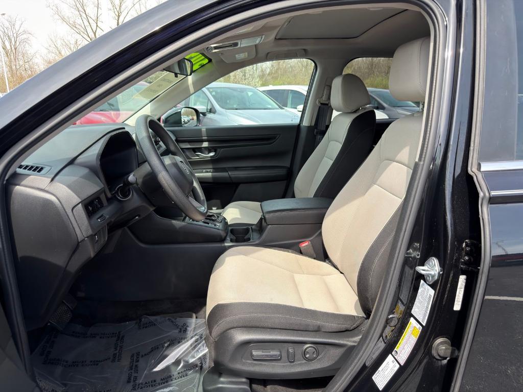 used 2024 Honda CR-V car, priced at $30,900