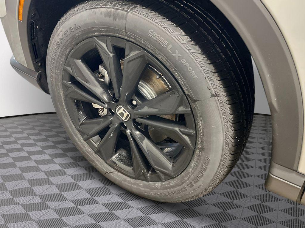 new 2026 Honda CR-V Hybrid car, priced at $44,000