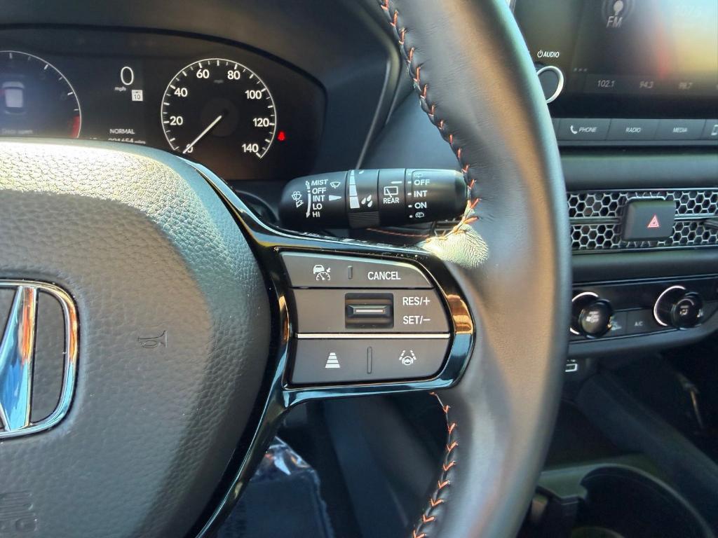 used 2025 Honda HR-V car, priced at $26,900