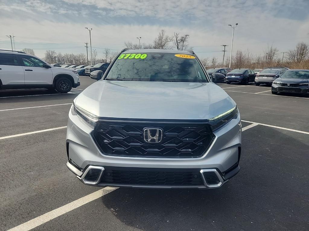 used 2025 Honda CR-V Hybrid car, priced at $35,900