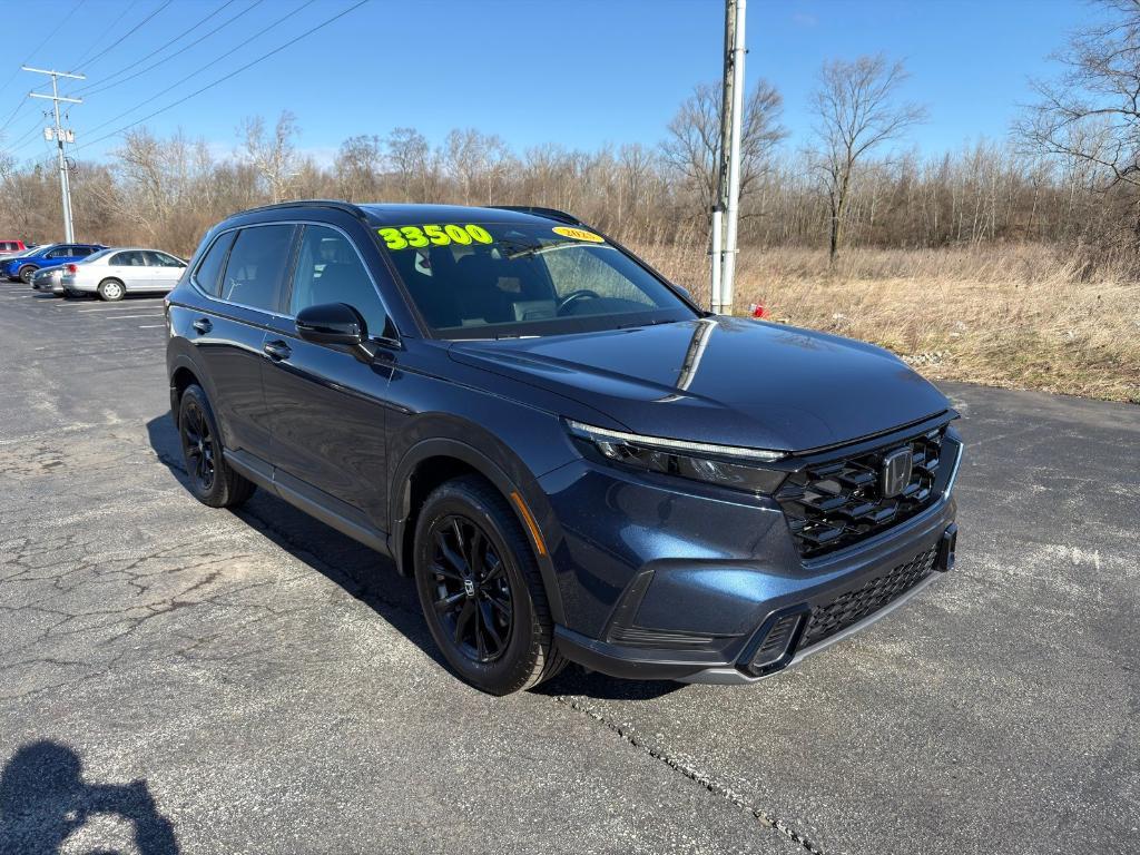 used 2025 Honda CR-V Hybrid car, priced at $32,900