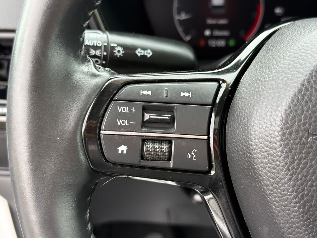 used 2024 Honda CR-V car, priced at $31,900