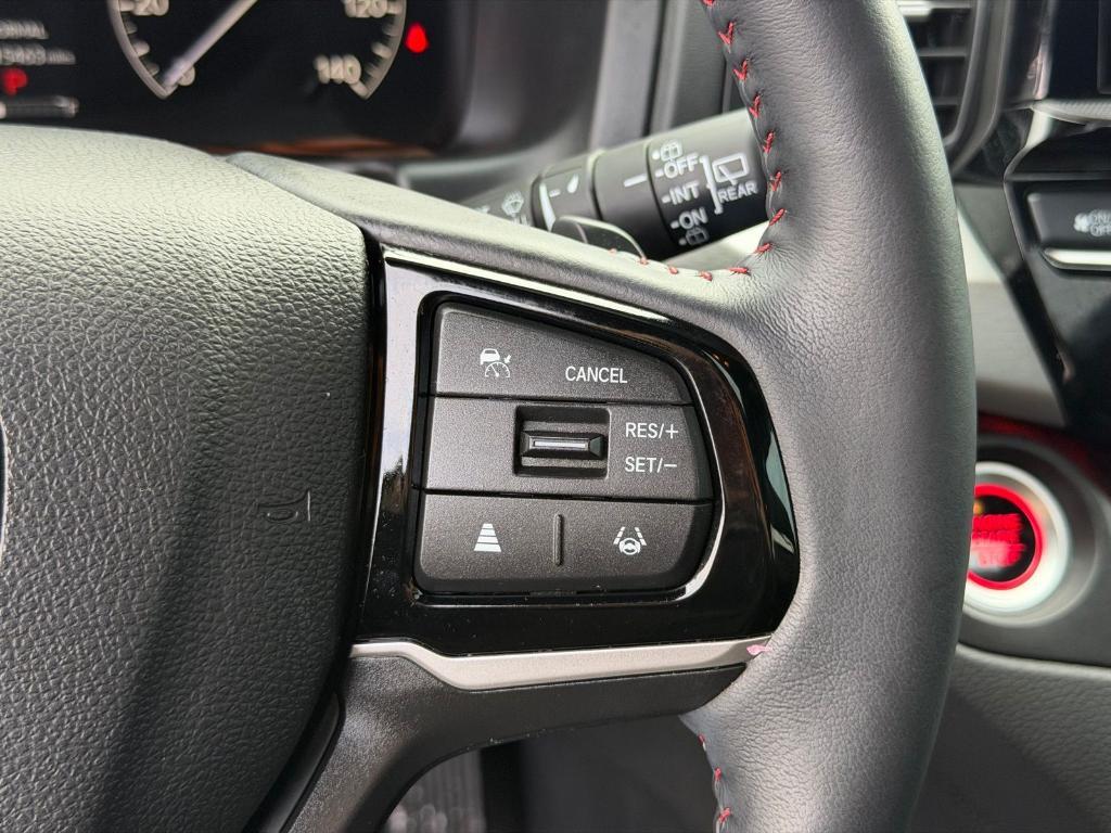 used 2025 Honda Odyssey car, priced at $39,900