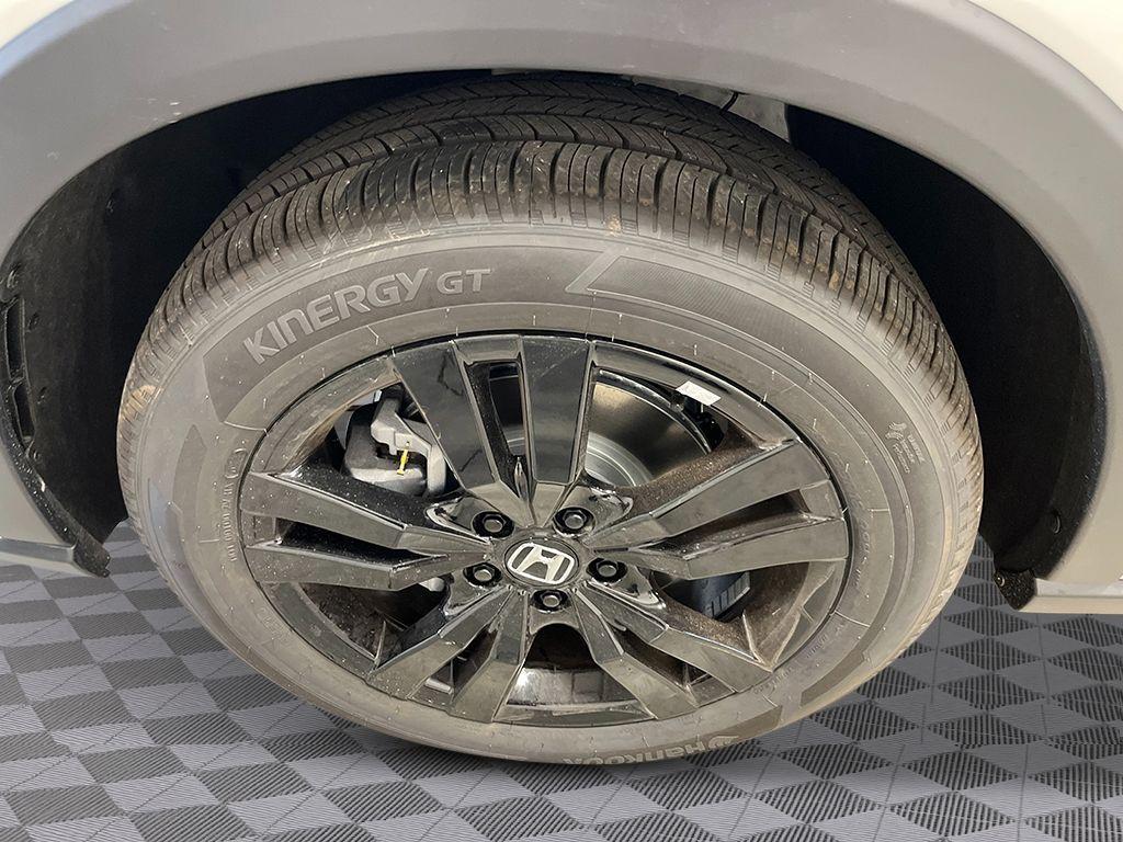 new 2026 Honda HR-V car, priced at $31,705