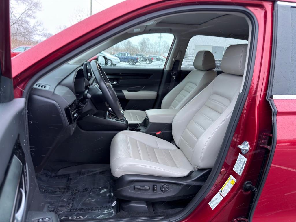 used 2024 Honda CR-V car, priced at $31,500