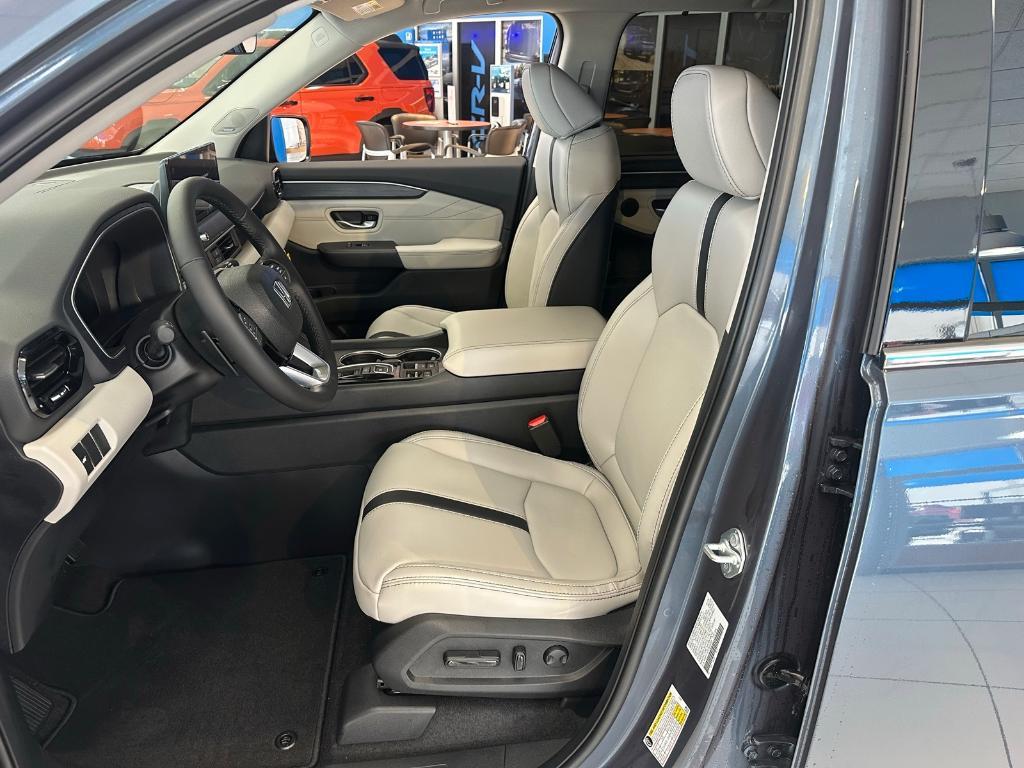new 2026 Honda Pilot car, priced at $52,590