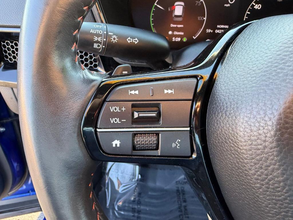 used 2024 Honda CR-V Hybrid car, priced at $32,900