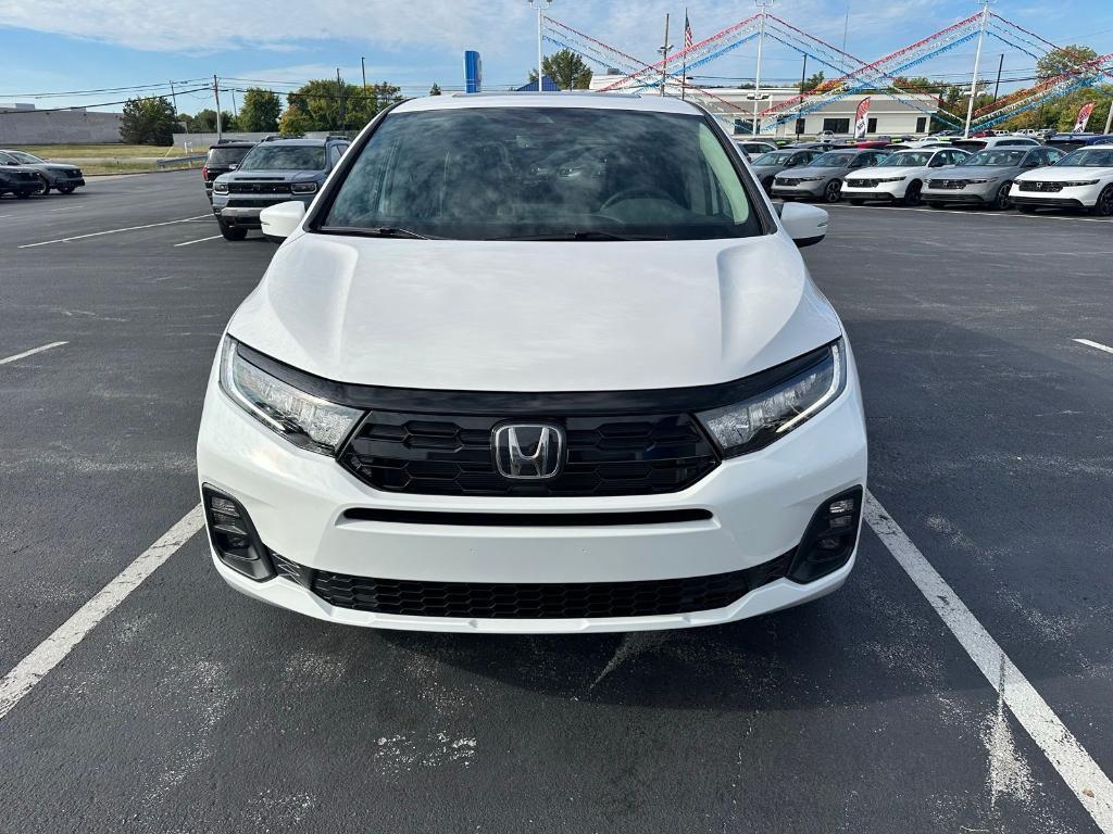 new 2026 Honda Odyssey car, priced at $49,810