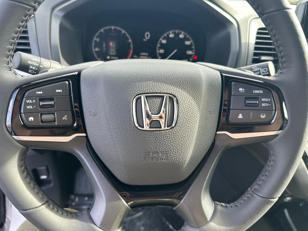 new 2026 Honda Odyssey car, priced at $49,810