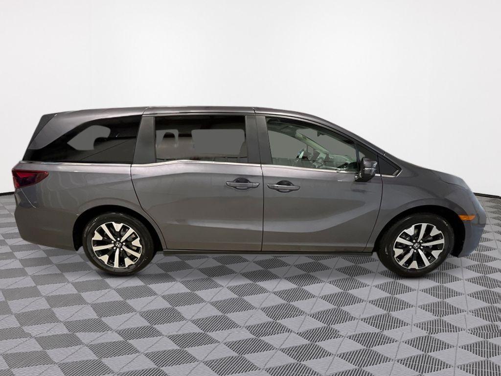 new 2026 Honda Odyssey car, priced at $44,290