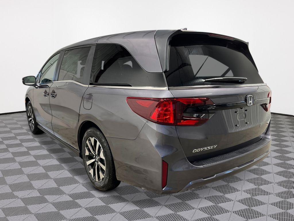 new 2026 Honda Odyssey car, priced at $44,290