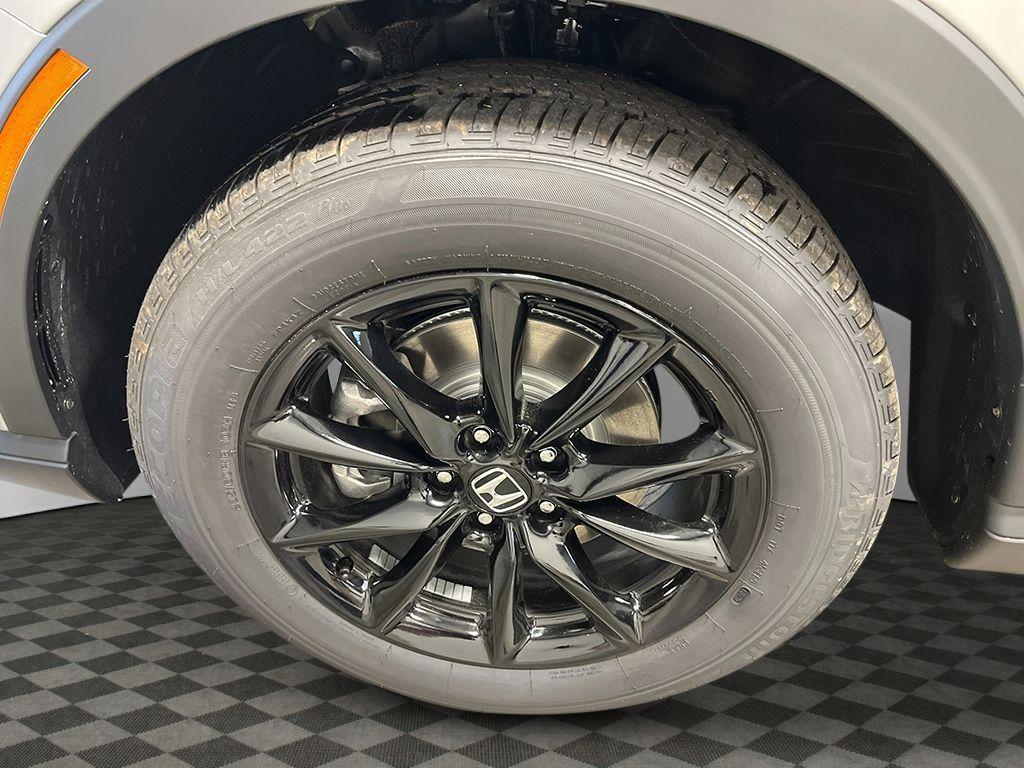 new 2026 Honda CR-V Hybrid car, priced at $41,675