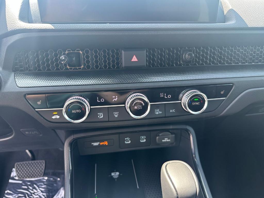 new 2026 Honda CR-V Hybrid car, priced at $41,675