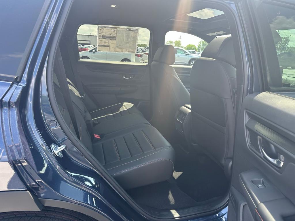 new 2026 Honda CR-V Hybrid car, priced at $41,675