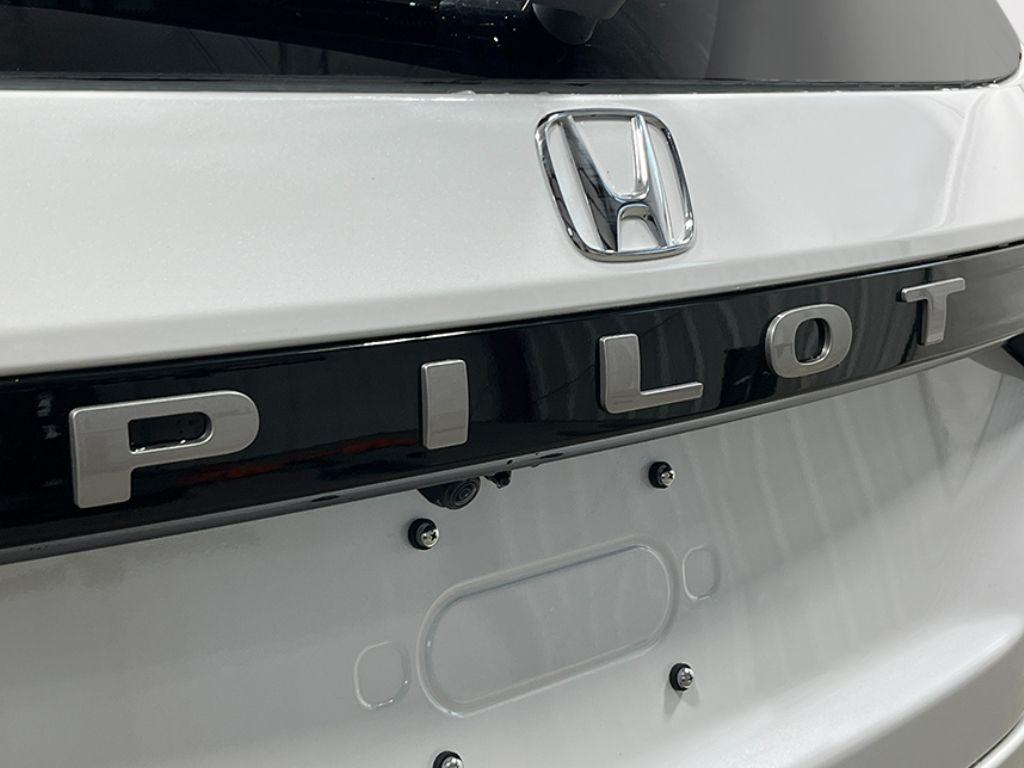 new 2026 Honda Pilot car, priced at $53,245