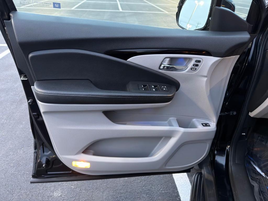 used 2017 Honda Pilot car, priced at $13,800