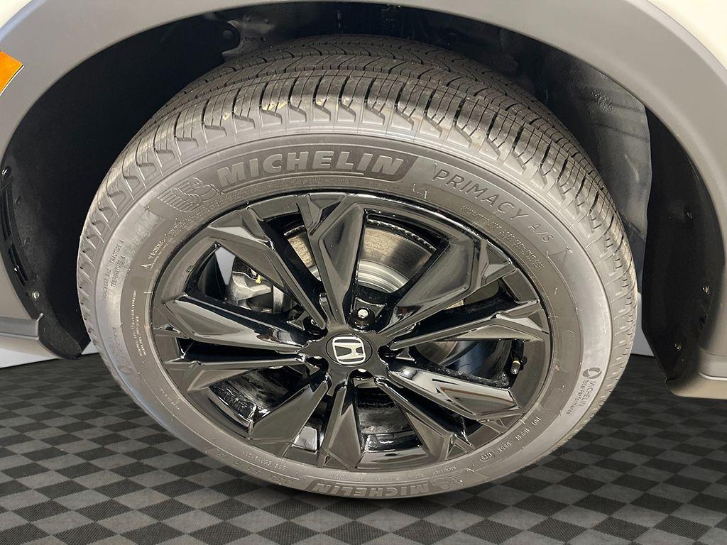 new 2026 Honda CR-V Hybrid car, priced at $44,455