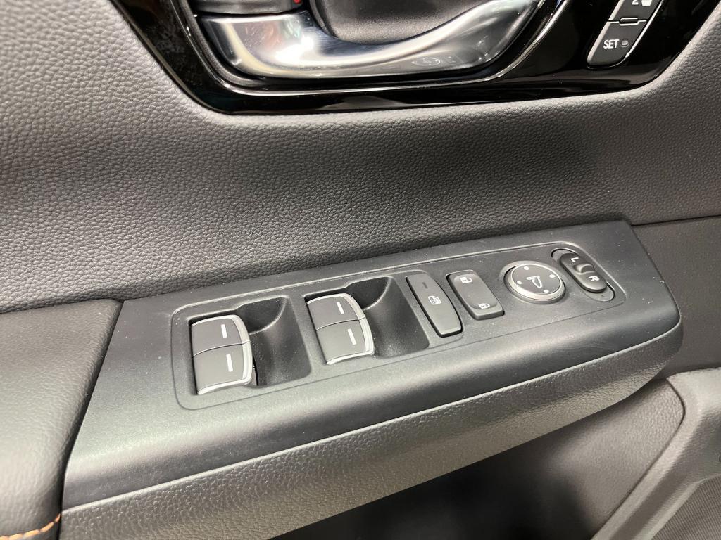 new 2026 Honda CR-V Hybrid car, priced at $44,455