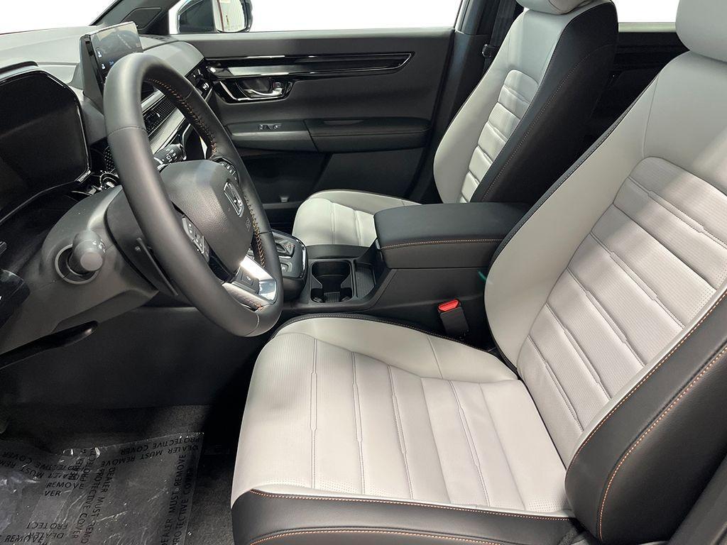 new 2026 Honda CR-V Hybrid car, priced at $44,455