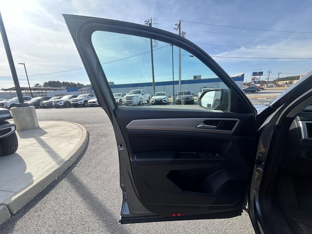 used 2019 Volkswagen Atlas car, priced at $18,977