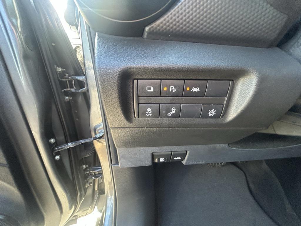 used 2022 Nissan Kicks car, priced at $14,088