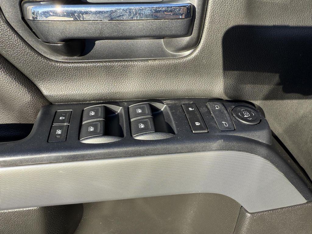 used 2018 Chevrolet Silverado 1500 car, priced at $24,783