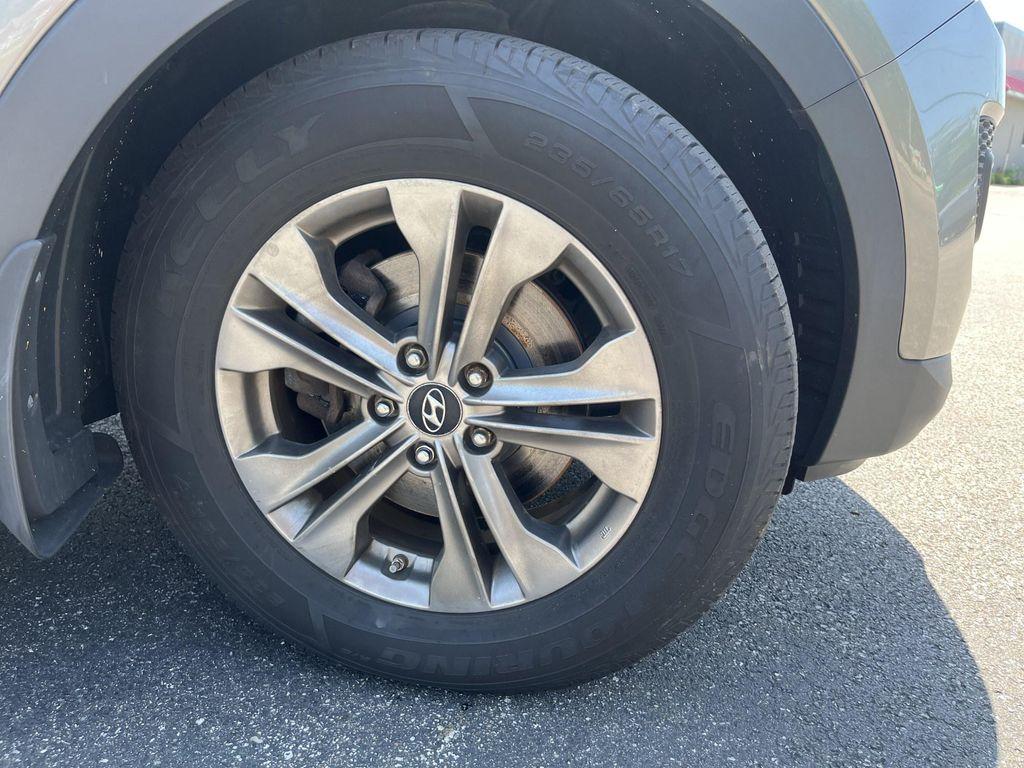 used 2013 Hyundai Santa Fe car, priced at $7,995