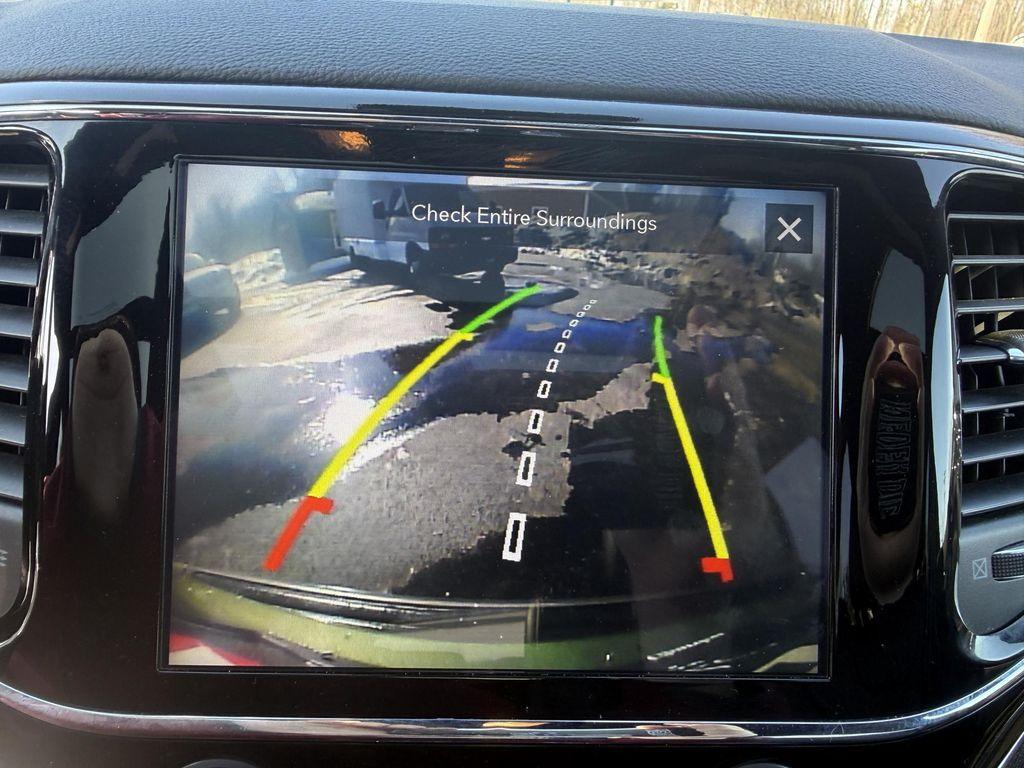 used 2020 Jeep Grand Cherokee car, priced at $22,900