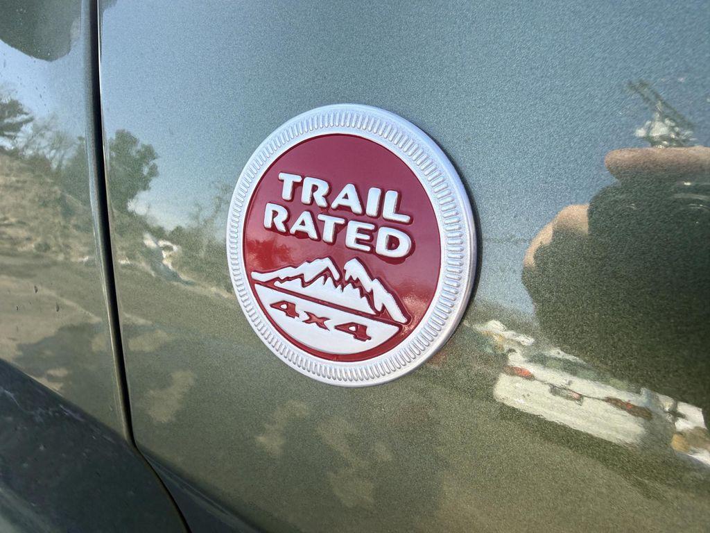 used 2020 Jeep Grand Cherokee car, priced at $22,900