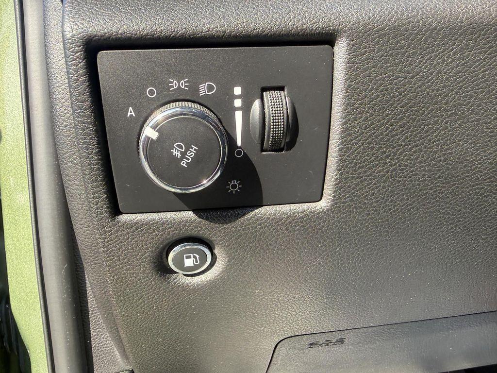 used 2020 Jeep Grand Cherokee car, priced at $22,900