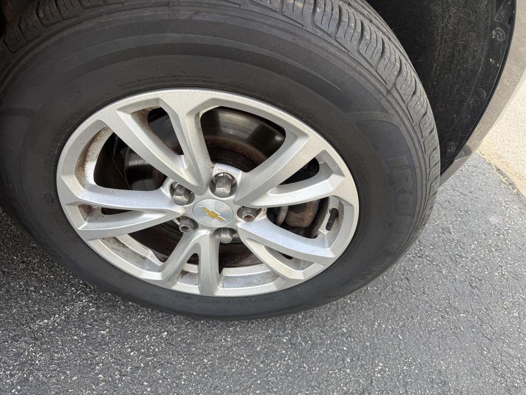 used 2017 Chevrolet Equinox car, priced at $10,998