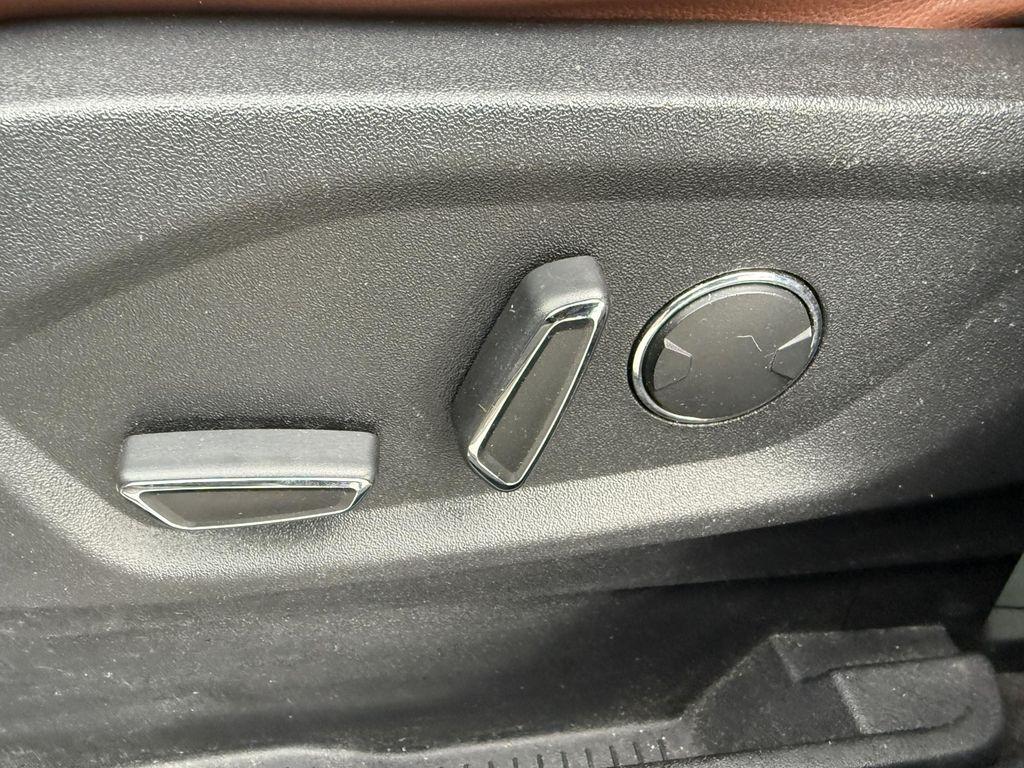 used 2019 Ford Edge car, priced at $14,895