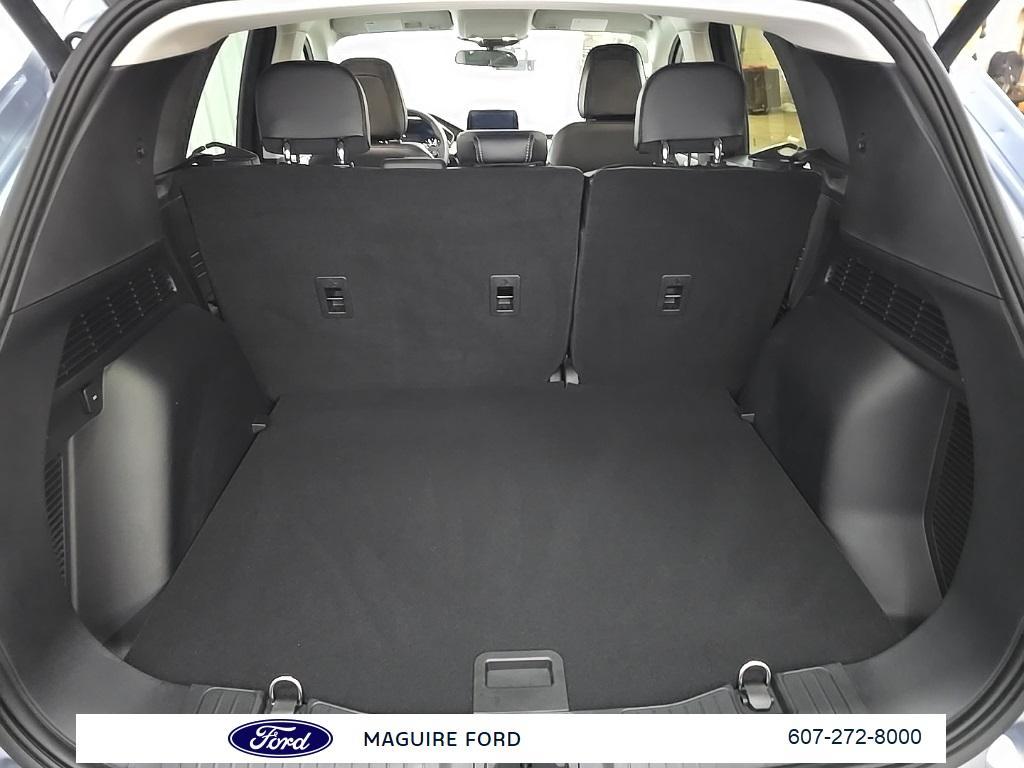 used 2022 Ford Escape car, priced at $20,999