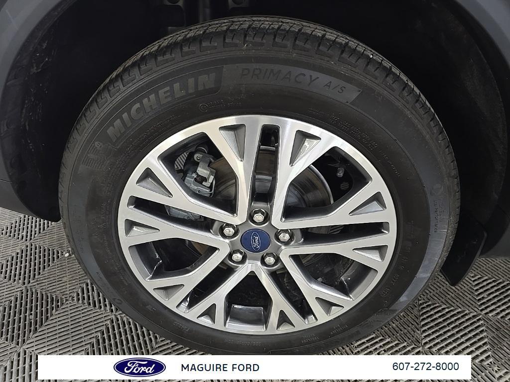 used 2022 Ford Escape car, priced at $20,999