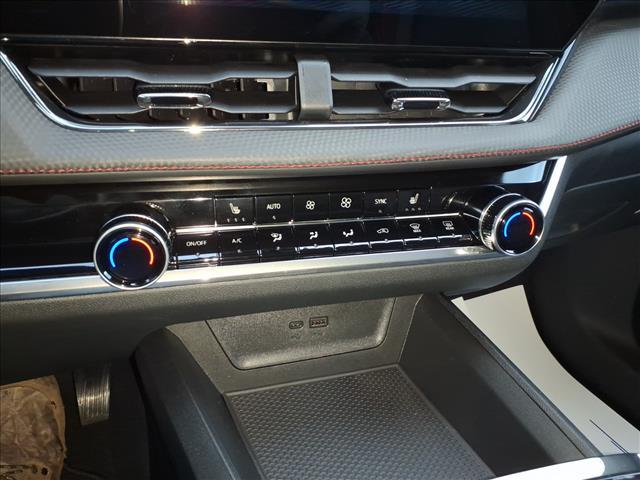 new 2026 Chevrolet Equinox car, priced at $38,480