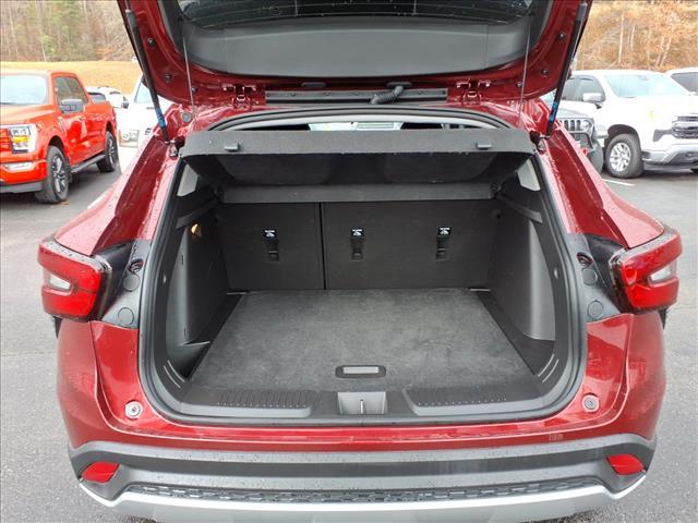 used 2025 Chevrolet Trax car, priced at $22,900