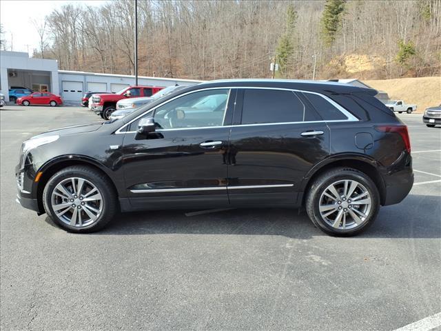 used 2025 Cadillac XT5 car, priced at $40,895