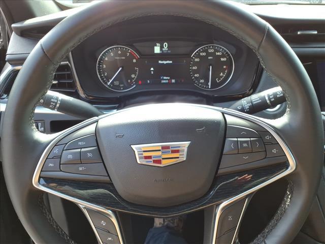 used 2025 Cadillac XT5 car, priced at $40,895