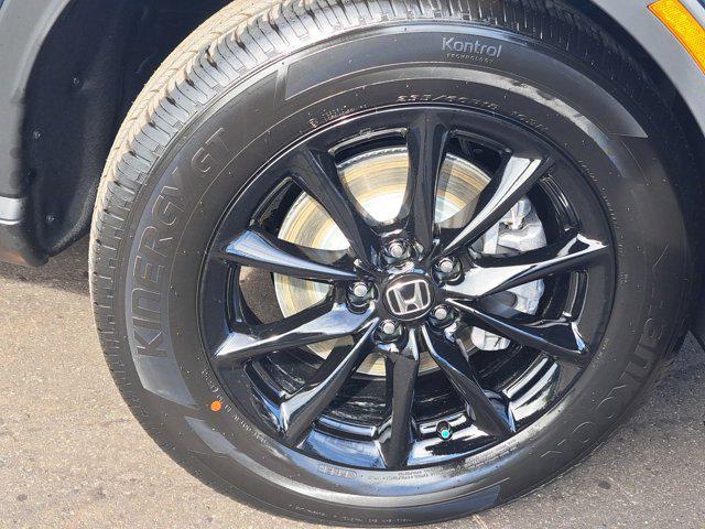 new 2026 Honda CR-V Hybrid car, priced at $39,870