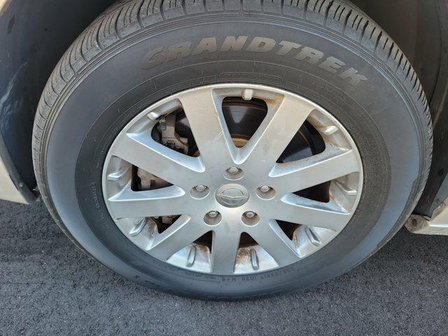 used 2014 Chrysler Town & Country car, priced at $10,411