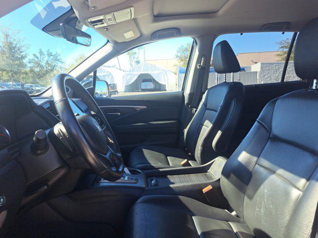 used 2022 Honda Pilot car, priced at $30,212