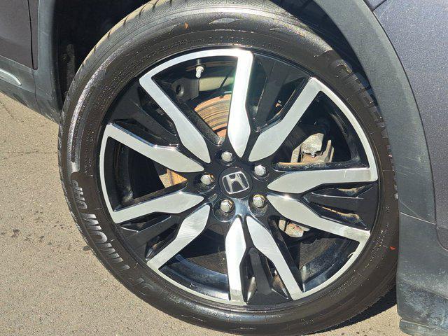 used 2022 Honda Pilot car, priced at $32,793