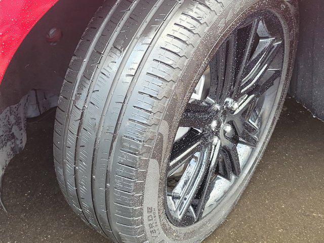 used 2024 Ford Edge car, priced at $30,412