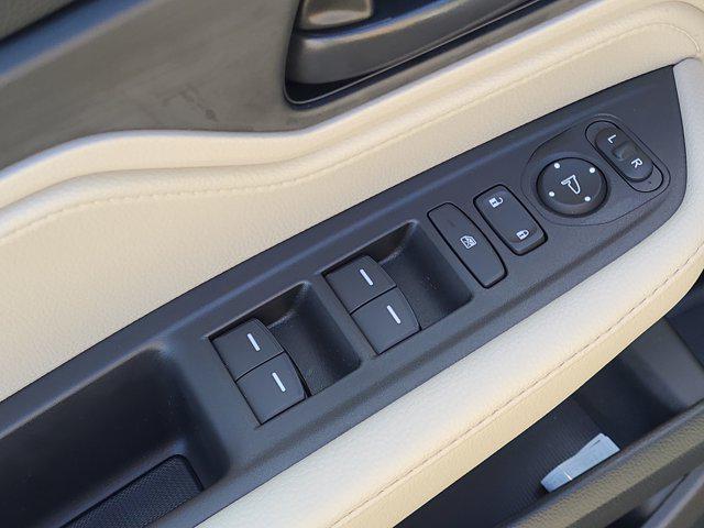 new 2026 Honda Odyssey car, priced at $43,651