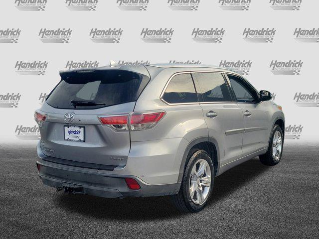 used 2015 Toyota Highlander car, priced at $19,326