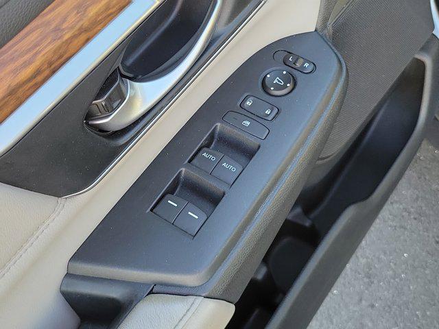 used 2017 Honda CR-V car, priced at $17,995