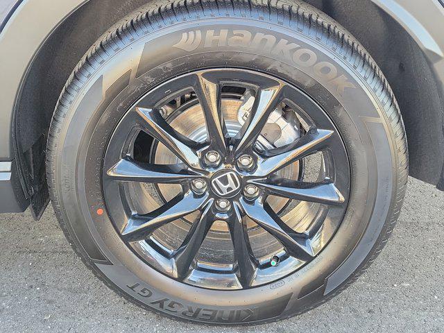 new 2026 Honda CR-V Hybrid car, priced at $39,723