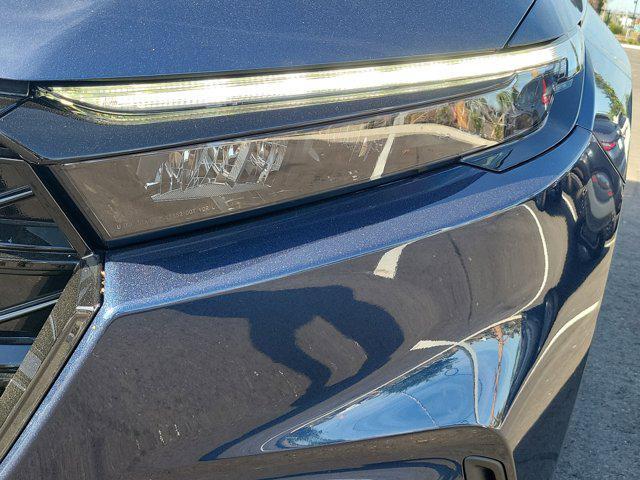 new 2026 Honda CR-V Hybrid car, priced at $39,723