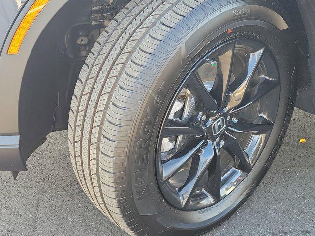 new 2026 Honda CR-V Hybrid car, priced at $39,723