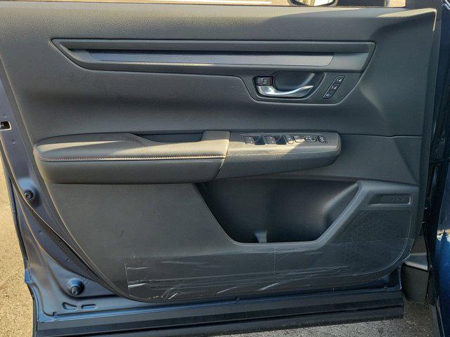 new 2026 Honda CR-V Hybrid car, priced at $39,723